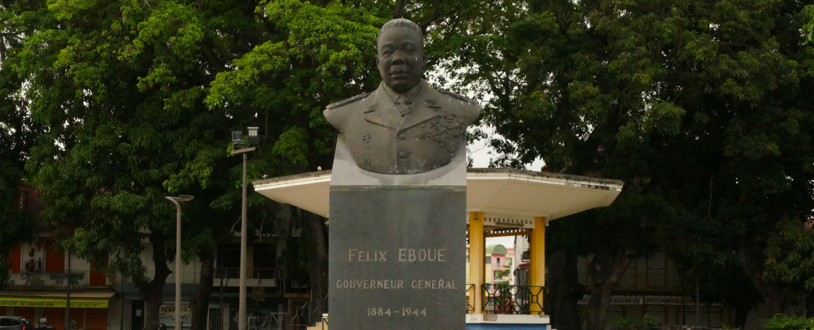 La statue de Félix EBOUE